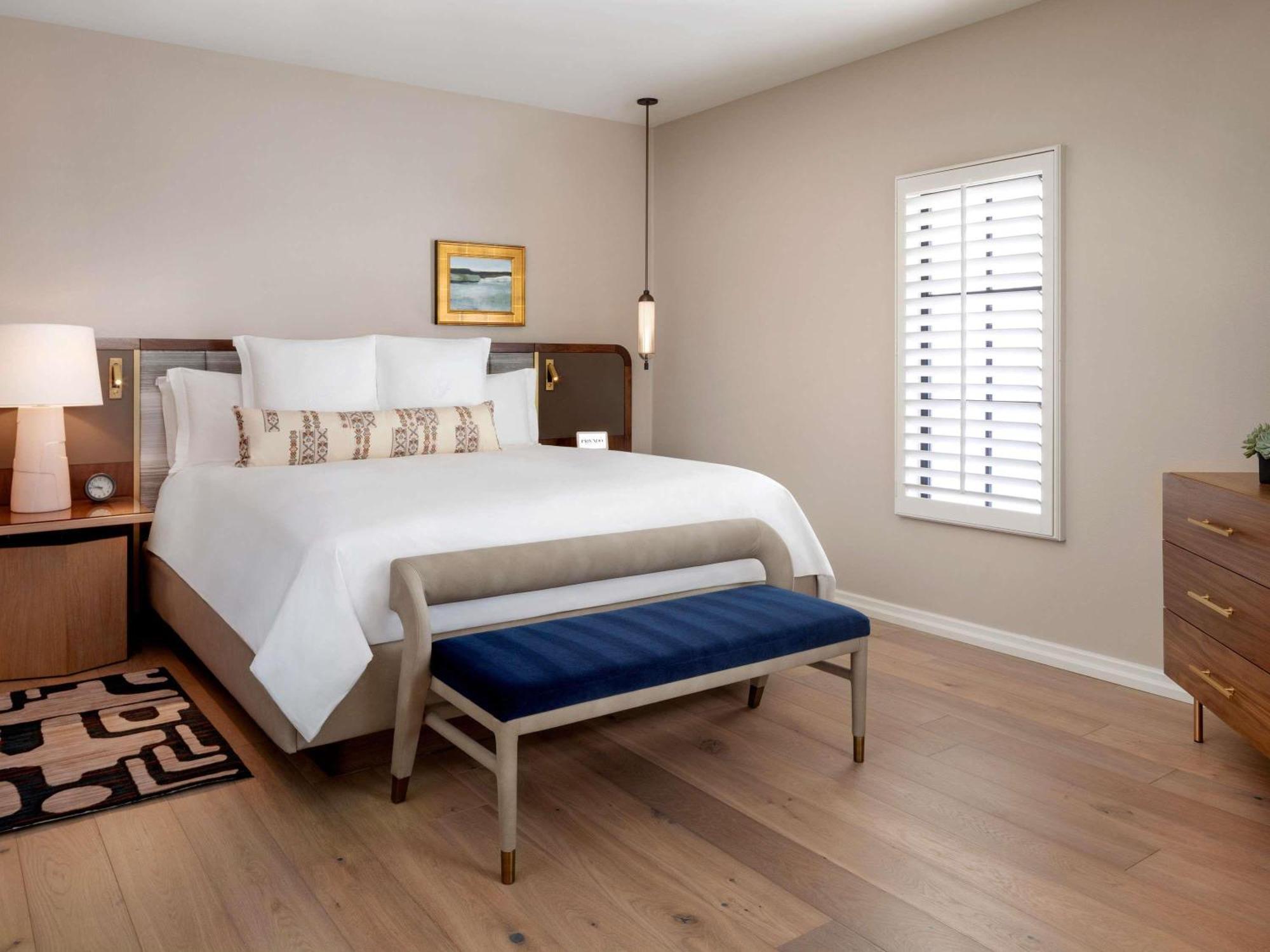 Privado One-Bedroom King Suite Patio or Balcony Fireplace,1717063323:JPEG